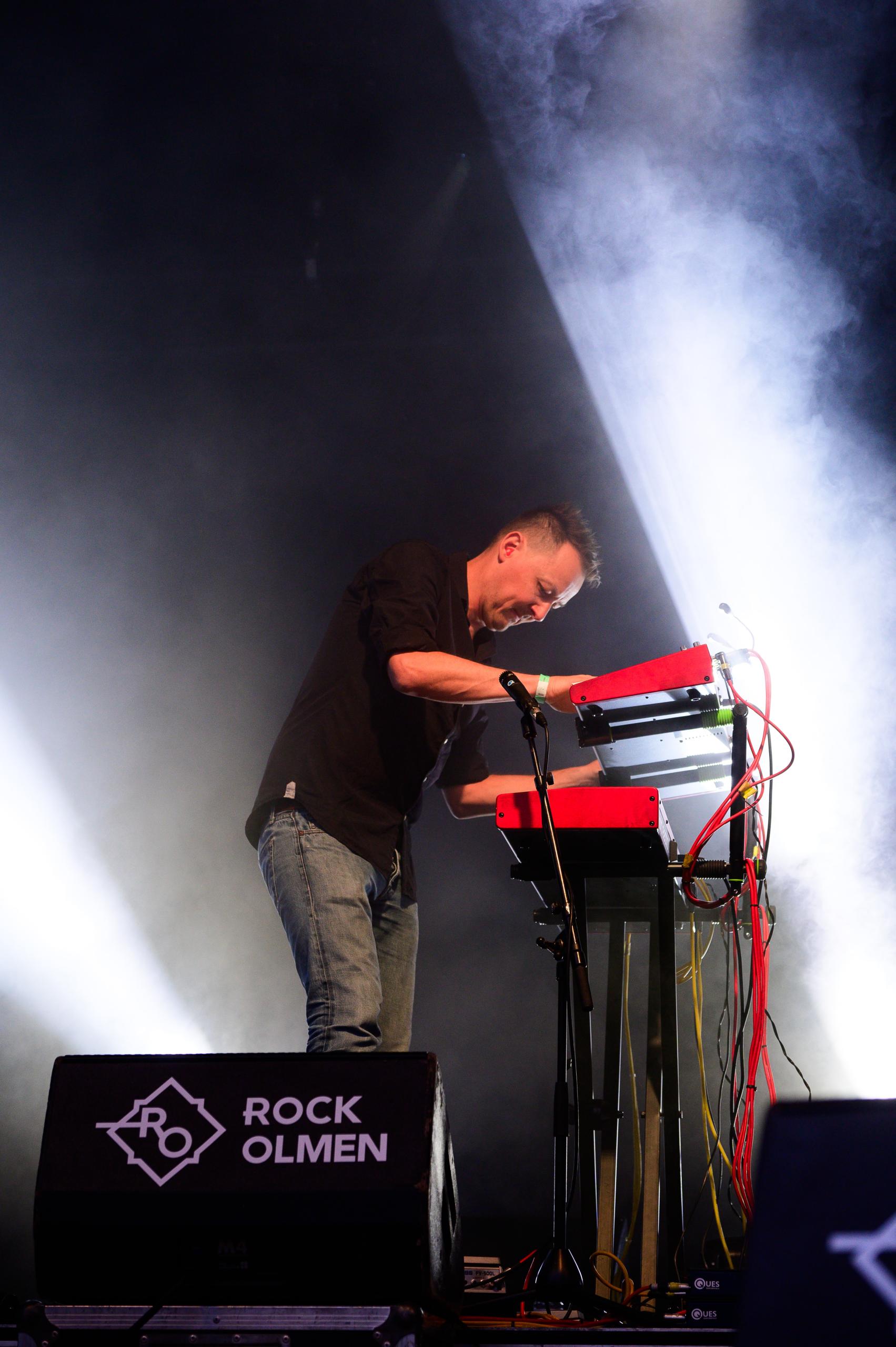 Millionaire @ rock Olmen, picture 7, photographed by Gert Daemen - FrontView Magazine