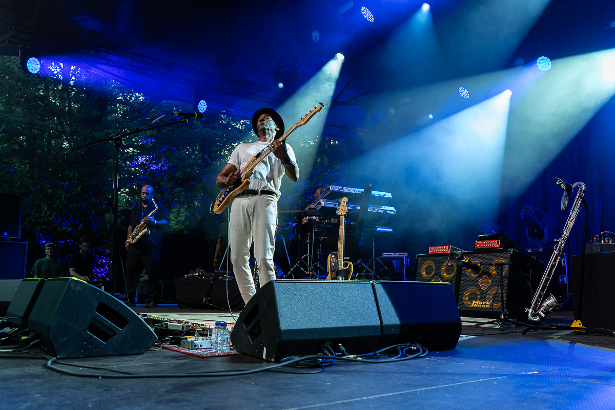 Marcus Miller @ OLT, foto 7, foto's door David Johnson - FrontView Magazine
