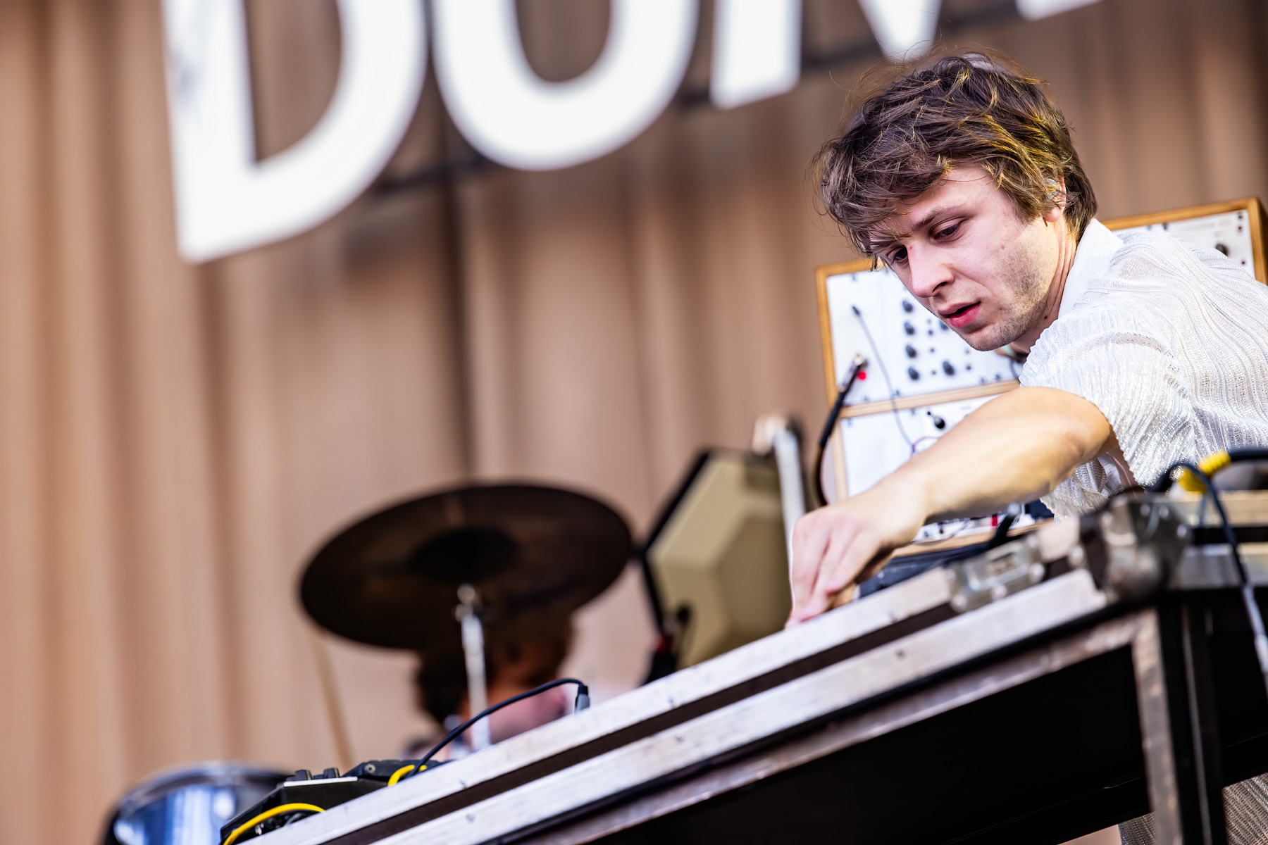 Compact Disk Dummies @ Suikerrock, picture 22, photographed by Dorien Goetschalckx - FrontView Magazine