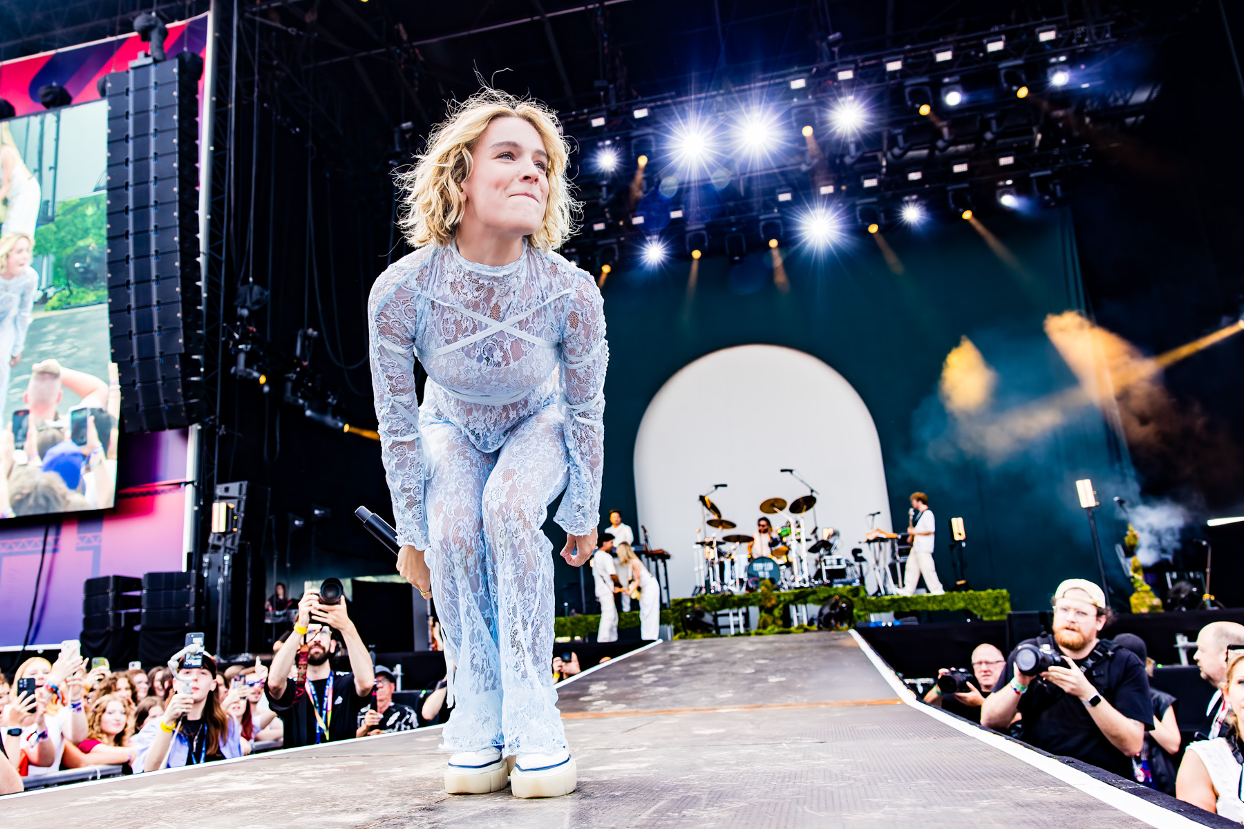 Pommelien Thijs @ Suikerrock, picture 1, photographed by Dorien Goetschalckx - FrontView Magazine