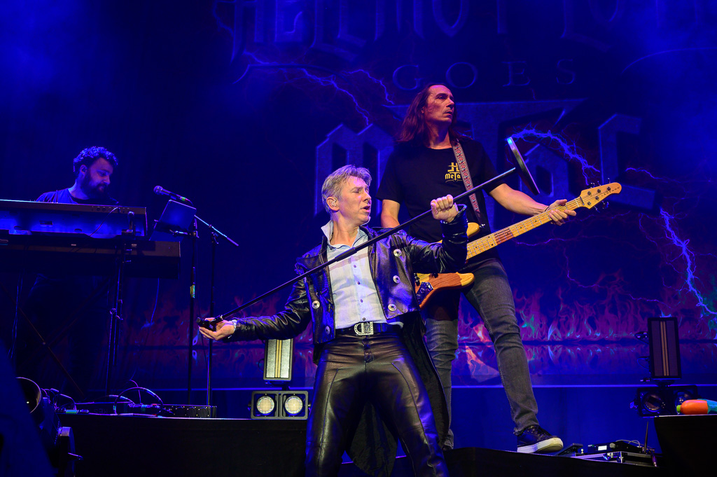 Hellmut Lotti goes Metal @ Summer Sessions, picture 7, photographed by Gert Daemen - FrontView Magazine