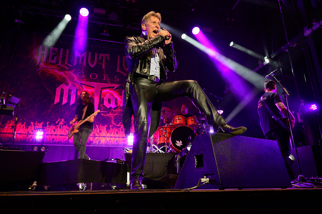 Hellmut Lotti goes Metal @ Summer Sessions, picture 12, photographed by Gert Daemen - FrontView Magazine