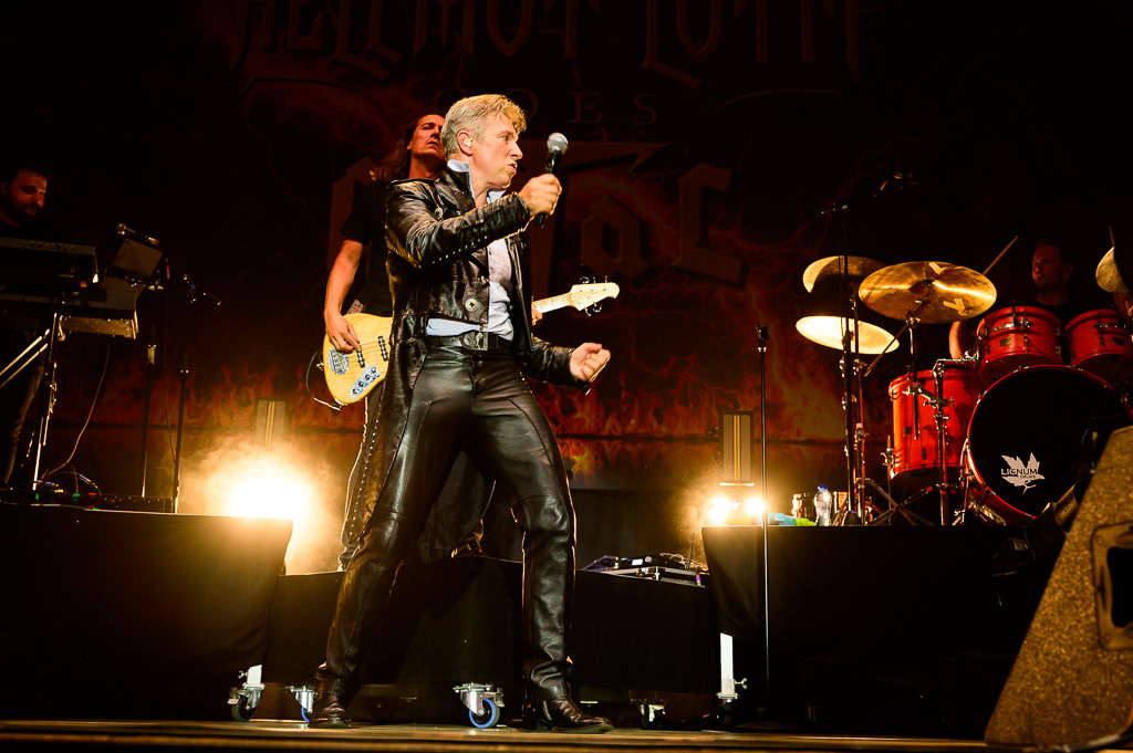 Hellmut Lotti goes Metal @ Summer Sessions, picture 13, photographed by Gert Daemen - FrontView Magazine