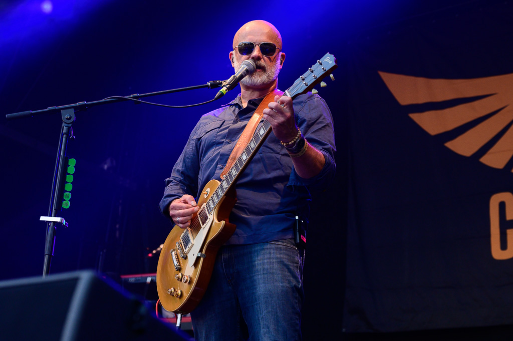 K's Choice @ Summer Sessions, foto 4, foto's door Gert Daemen - FrontView Magazine