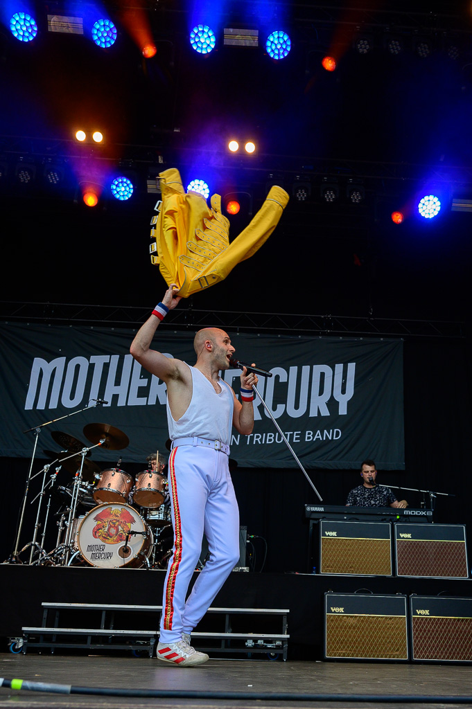 Mother Mercury @ Summer Sessions, picture 3, photographed by Gert Daemen - FrontView Magazine