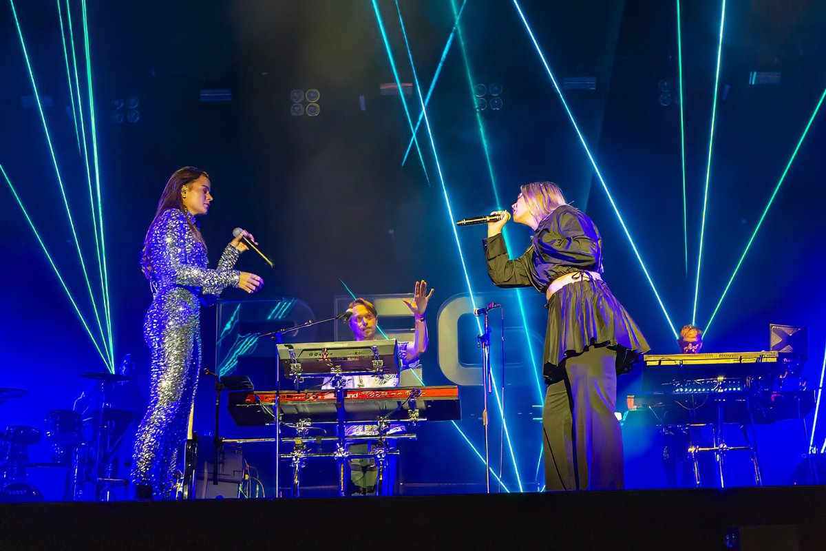 Regi Live ft Linda & guests @ Lokerse Feesten 2024, picture 5, photographed by Edwin Houdevelt - FrontView Magazine