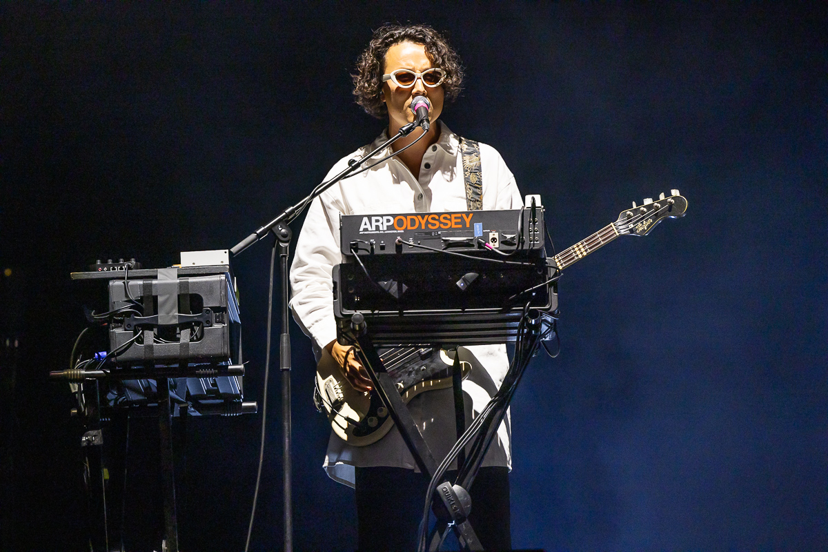 Charlotte Adigery + Bolis Pupul @ Lokerse Feesten 2024, picture 2, photographed by Marc Verdonck - FrontView Magazine
