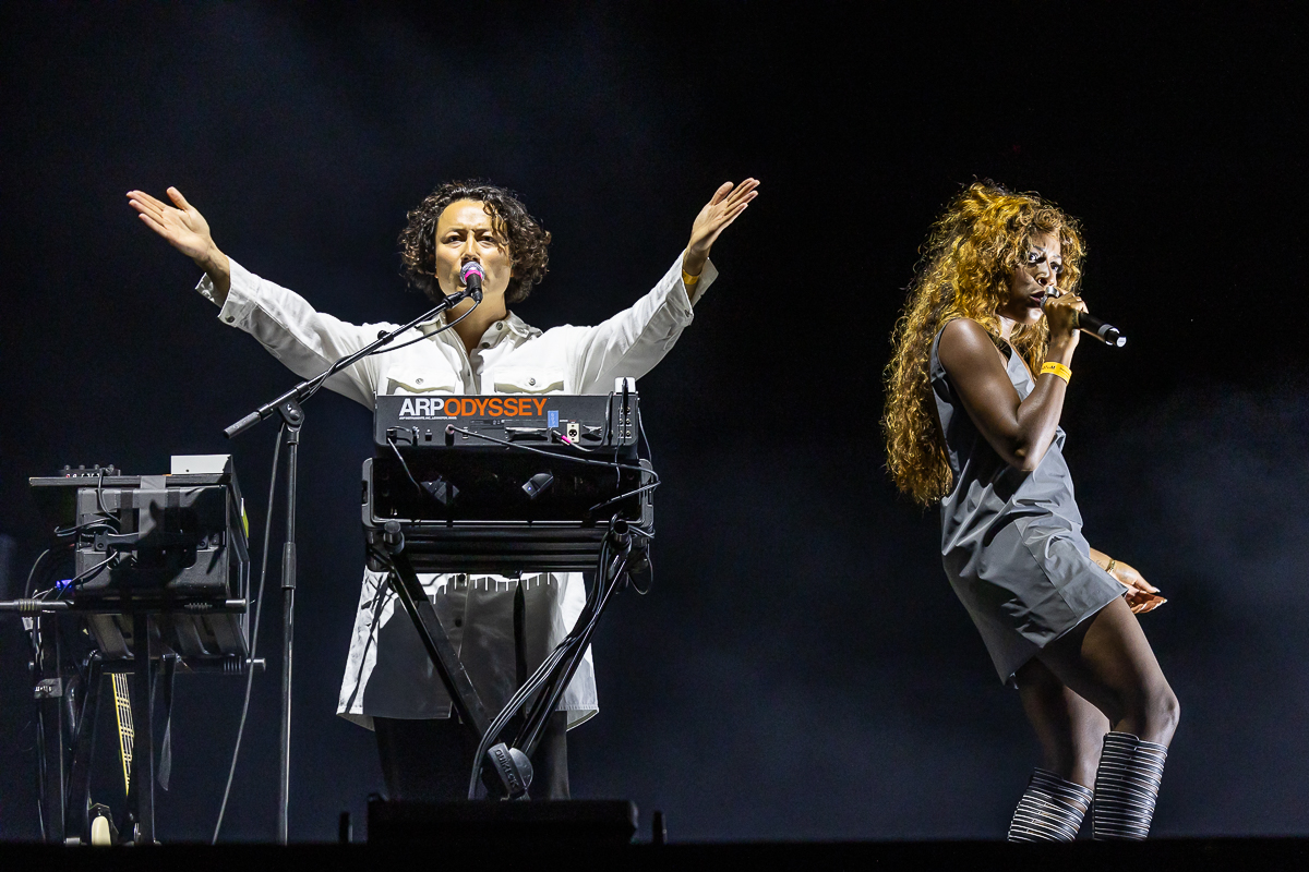 Charlotte Adigery + Bolis Pupul @ Lokerse Feesten 2024, picture 23, photographed by Marc Verdonck - FrontView Magazine