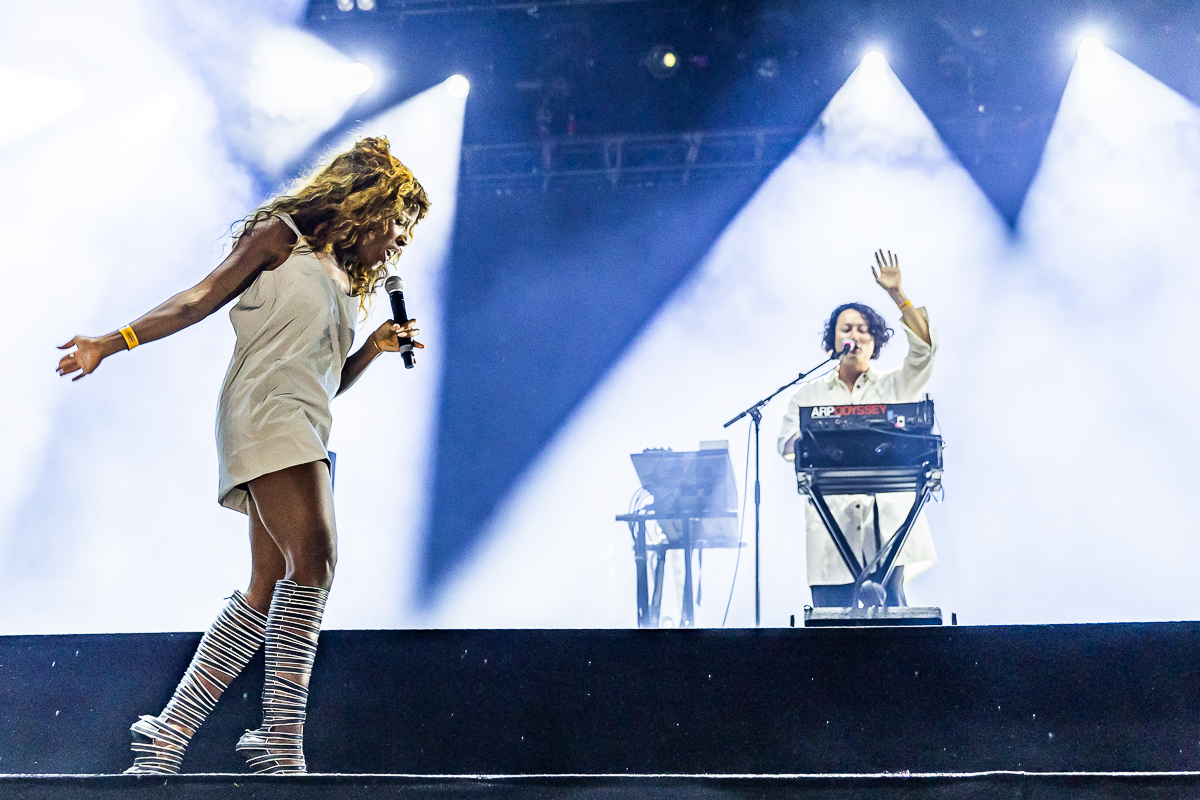 Charlotte Adigery + Bolis Pupul @ Lokerse Feesten 2024, picture 28, photographed by Marc Verdonck - FrontView Magazine