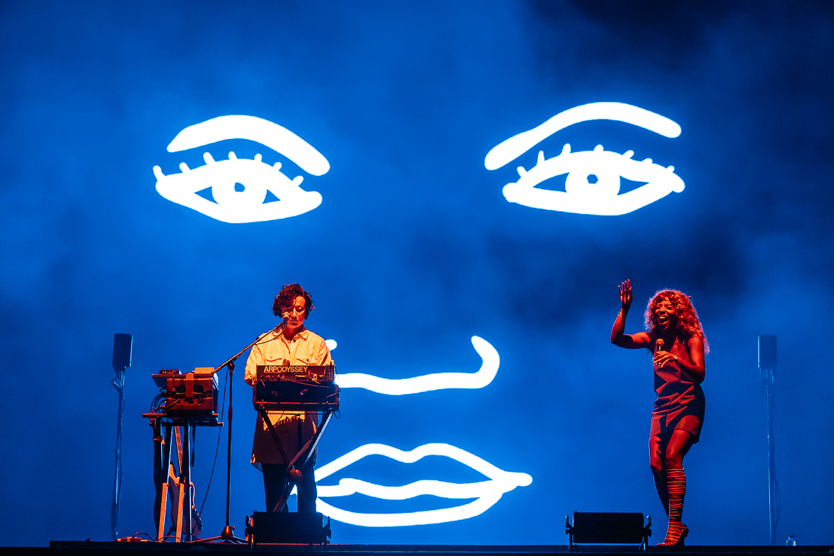 Charlotte Adigery + Bolis Pupul @ Lokerse Feesten 2024, picture 34, photographed by Marc Verdonck - FrontView Magazine