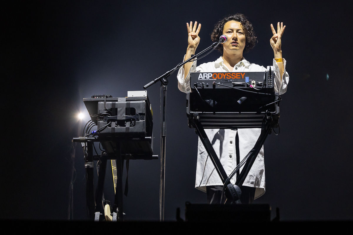 Charlotte Adigery + Bolis Pupul @ Lokerse Feesten 2024, picture 36, photographed by Marc Verdonck - FrontView Magazine
