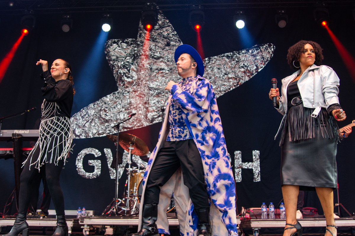 Gustaph @ Down By The Sea, picture 27, photographed by Jurgen Van De Maele - FrontView Magazine