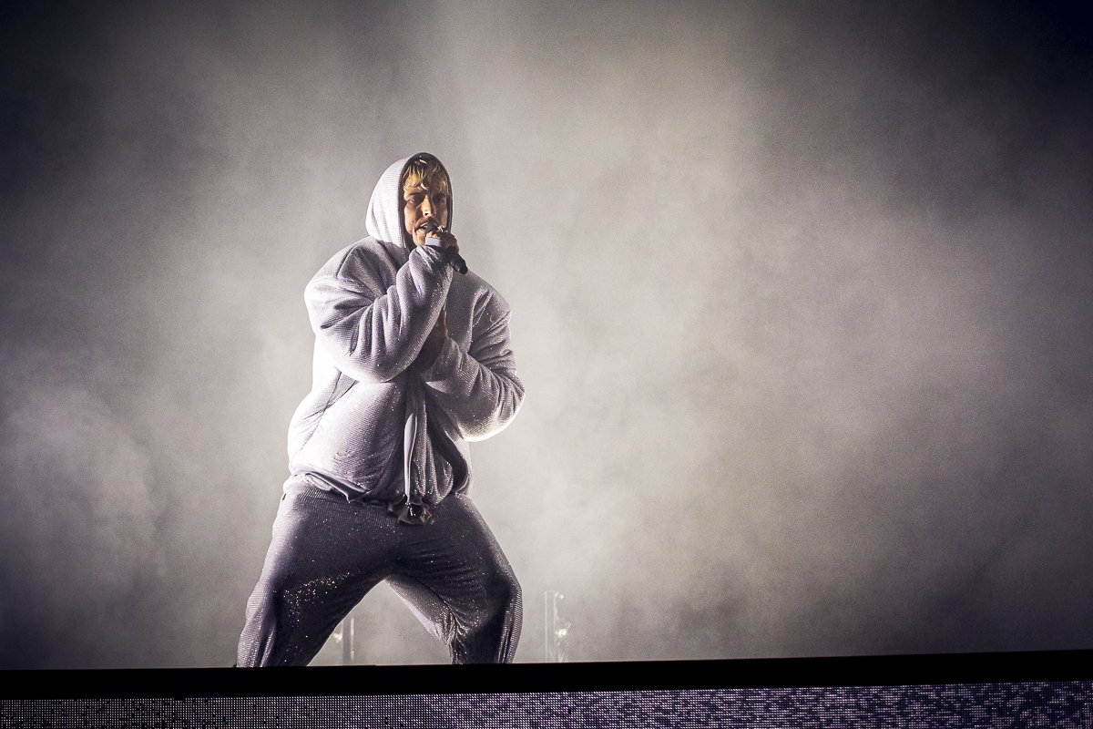 Oscar And The Wolf @ Suikerrock 2024, picture 3, photographed by Peter Smet - FrontView Magazine
