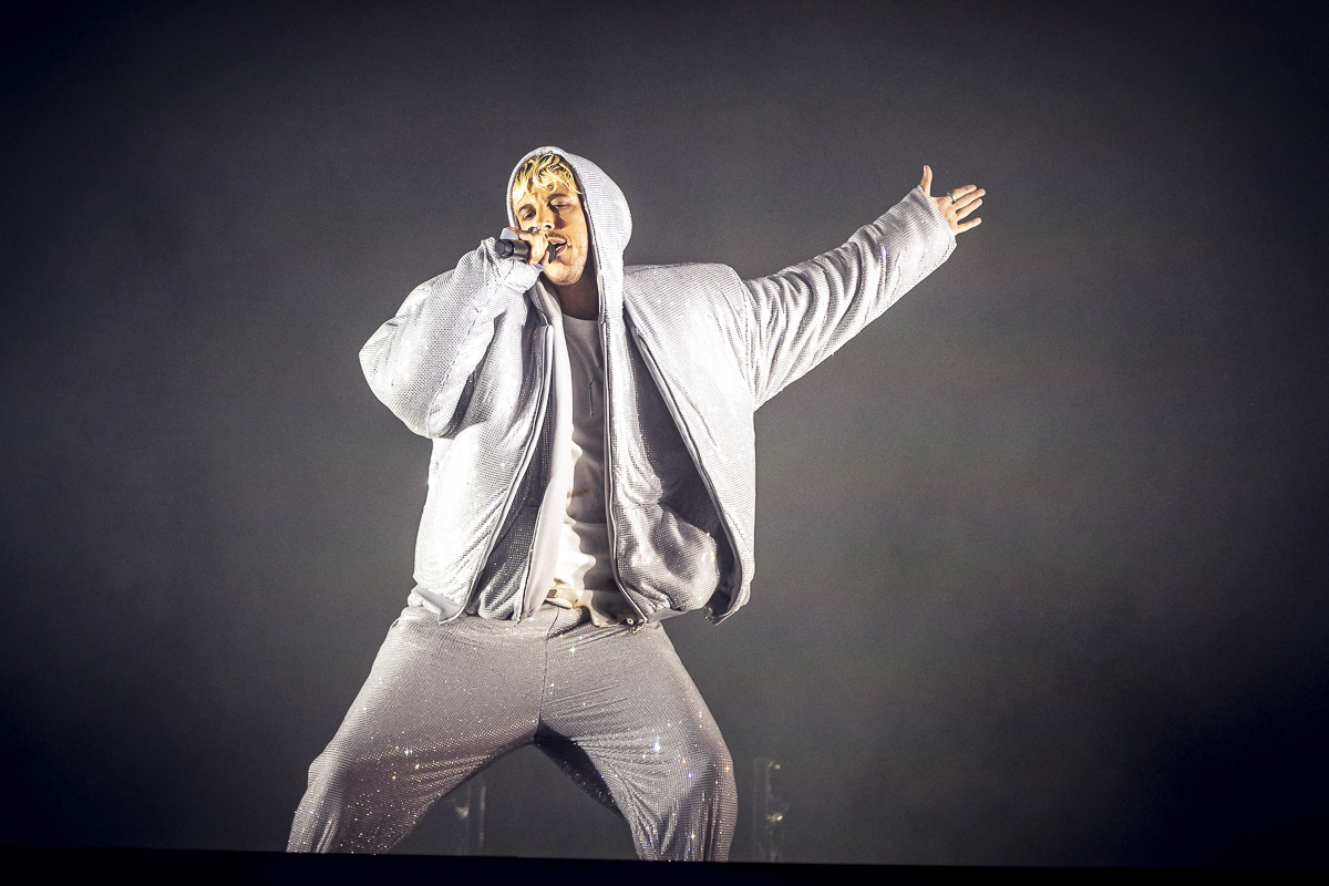 Oscar And The Wolf @ Suikerrock 2024, picture 5, photographed by Peter Smet - FrontView Magazine