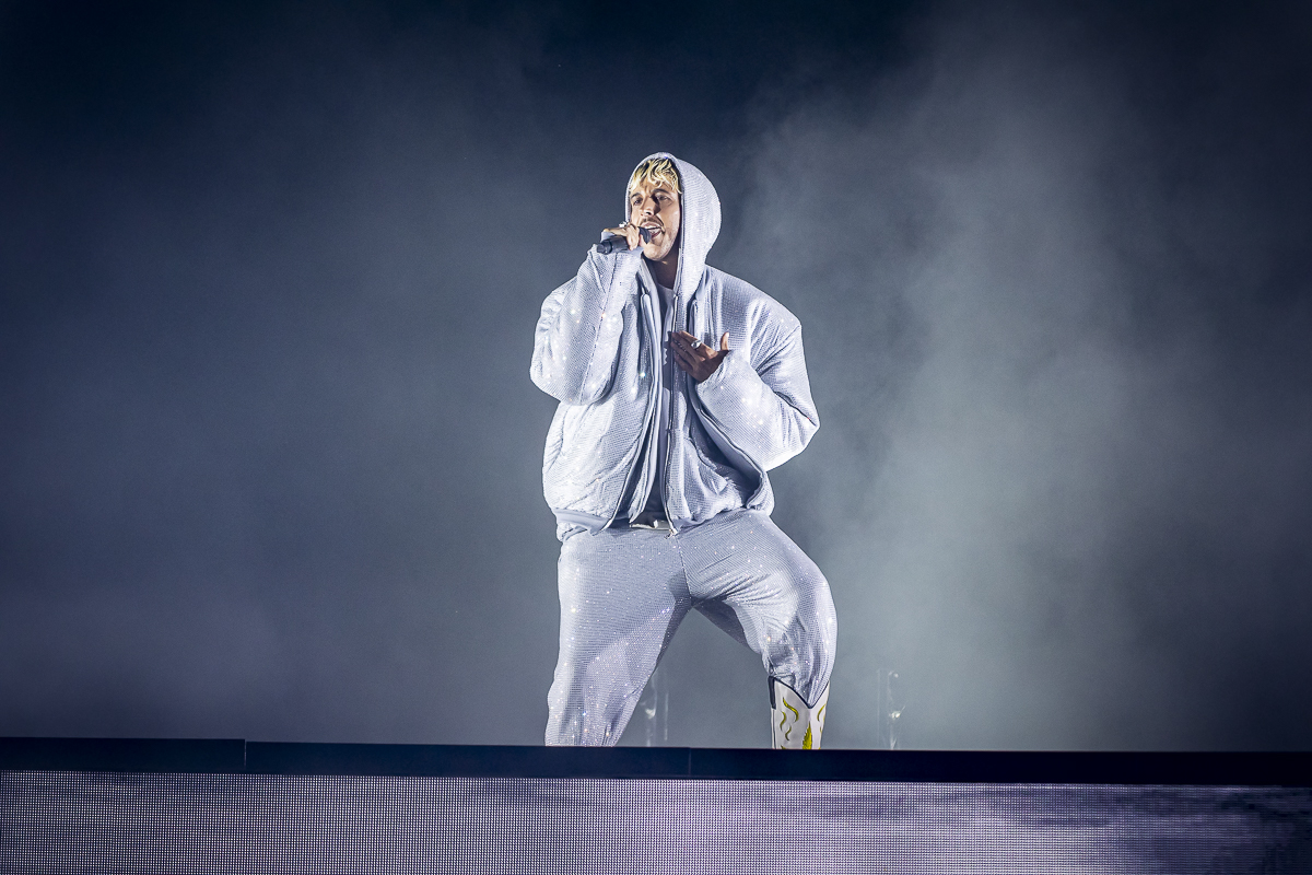 Oscar And The Wolf @ Suikerrock 2024, picture 7, photographed by Peter Smet - FrontView Magazine