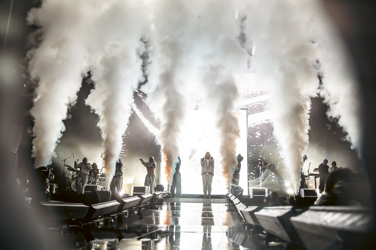 Oscar And The Wolf @ Suikerrock 2024, picture 23, photographed by Peter Smet - FrontView Magazine