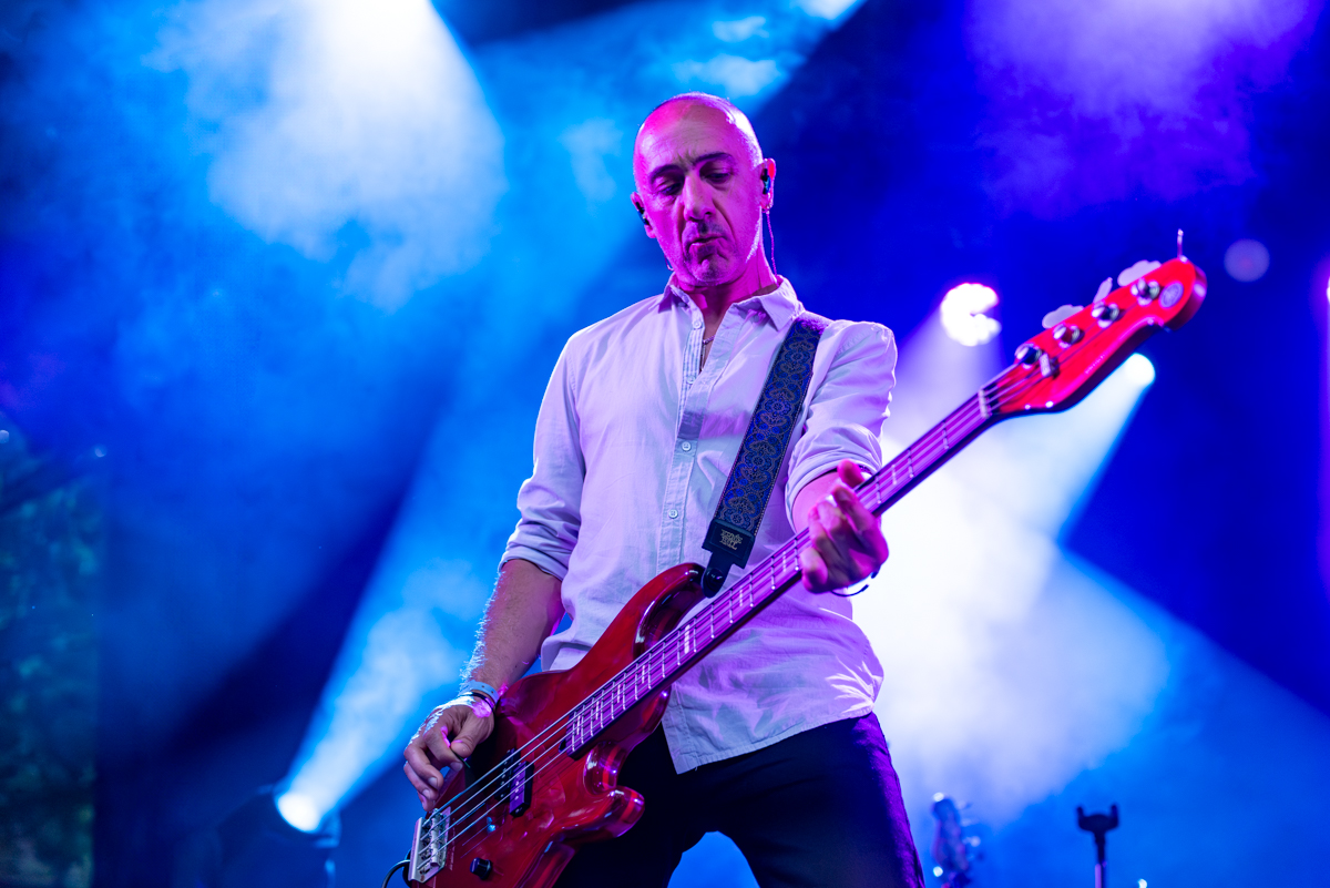 Peter Hook & The Light @ OLT Rivierenhof, picture 2, photographed by Bart Janssens, Patrick Van den Troost - FrontView Magazine