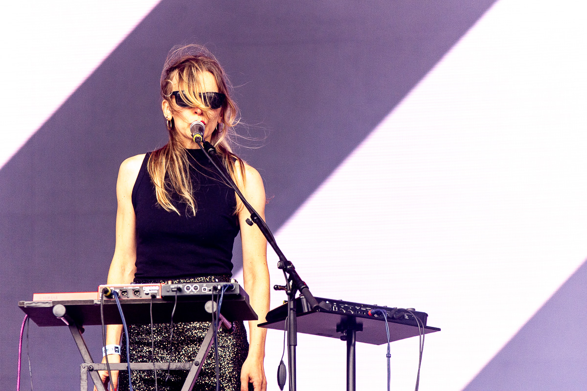 Arbeid Adelt @ Lokerse Feesten, picture 4, photographed by Luc Klinckaert - FrontView Magazine