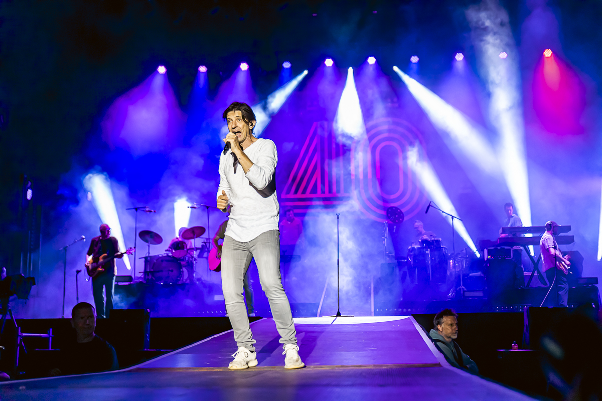 Clouseau @ Suikerrock, picture 4, photographed by Peter Smet - FrontView Magazine