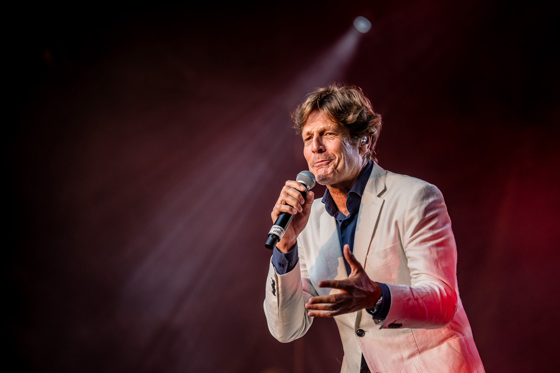 Gunther Neefs @ Beleuvenissen, picture 8, photographed by Jürgen Bruynooghe - FrontView Magazine