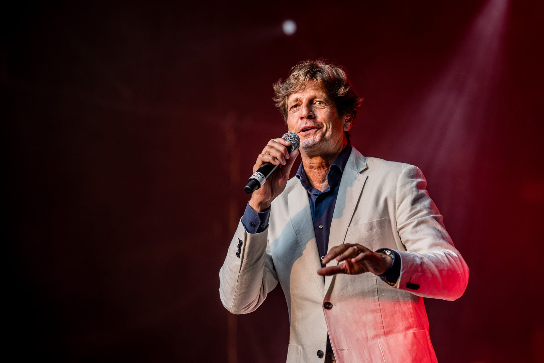 Gunther Neefs @ Beleuvenissen, picture 10, photographed by Jürgen Bruynooghe - FrontView Magazine