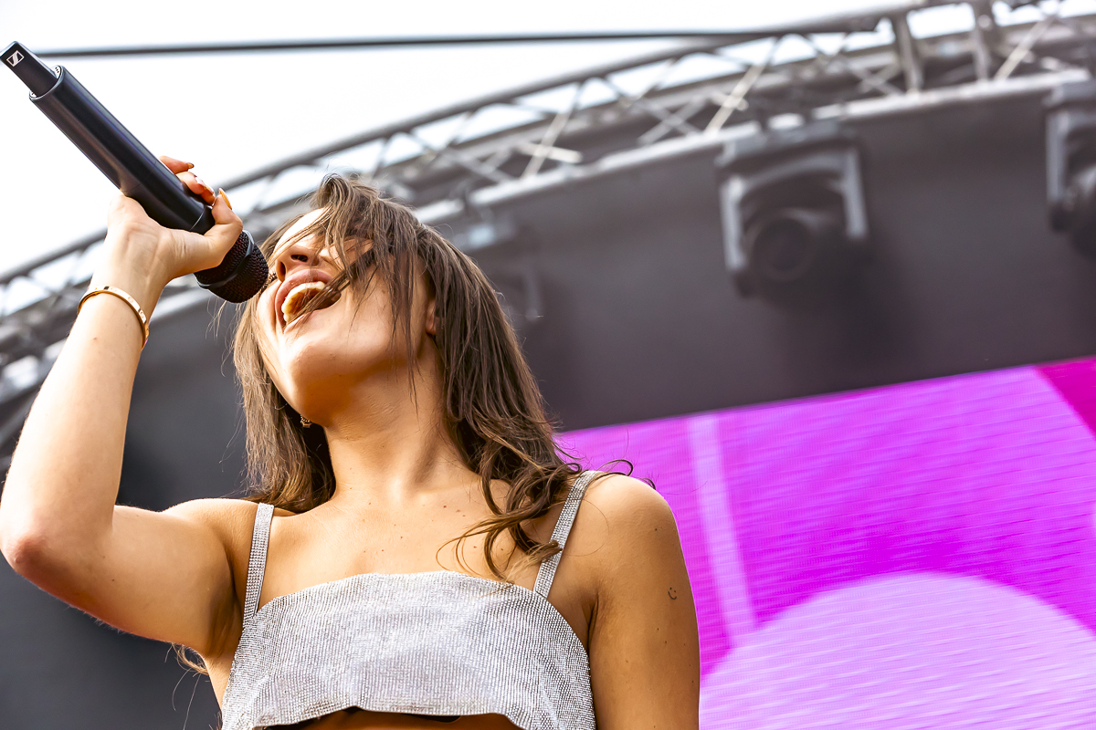 Pauline @ suikerrock 2024, foto 9, foto's door Peter Smet - FrontView Magazine