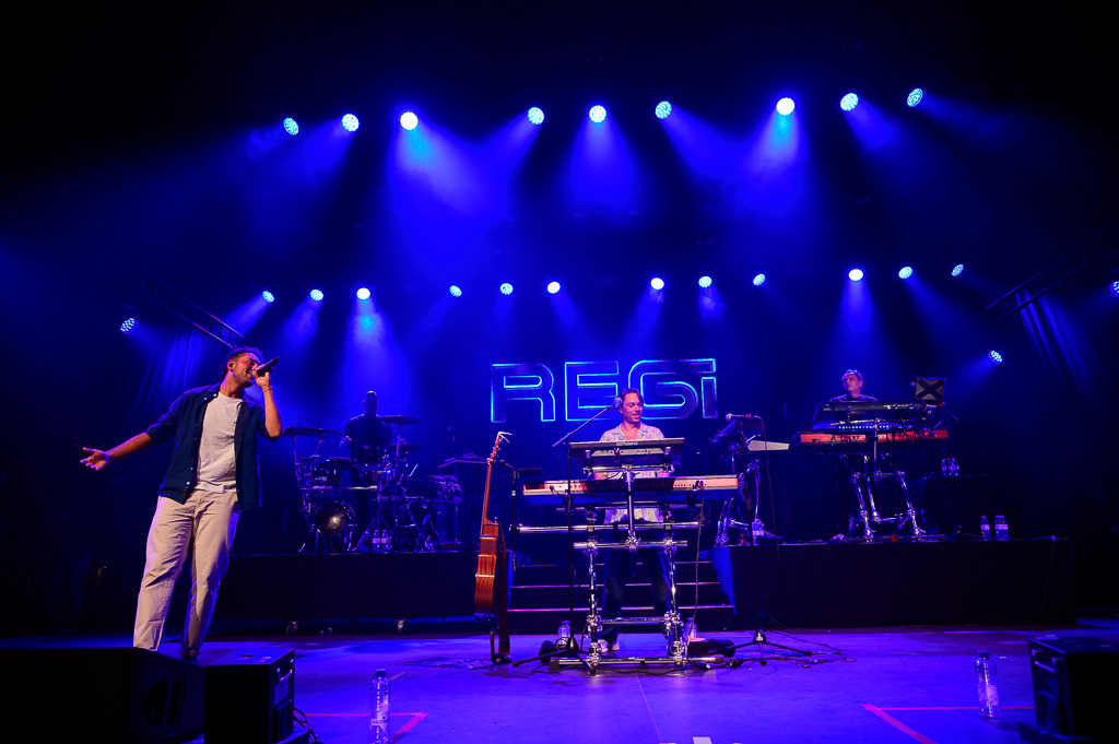 Regi Live ft Linda & guests @ Paal op Stelten, picture 17, photographed by Gert Daemen - FrontView Magazine