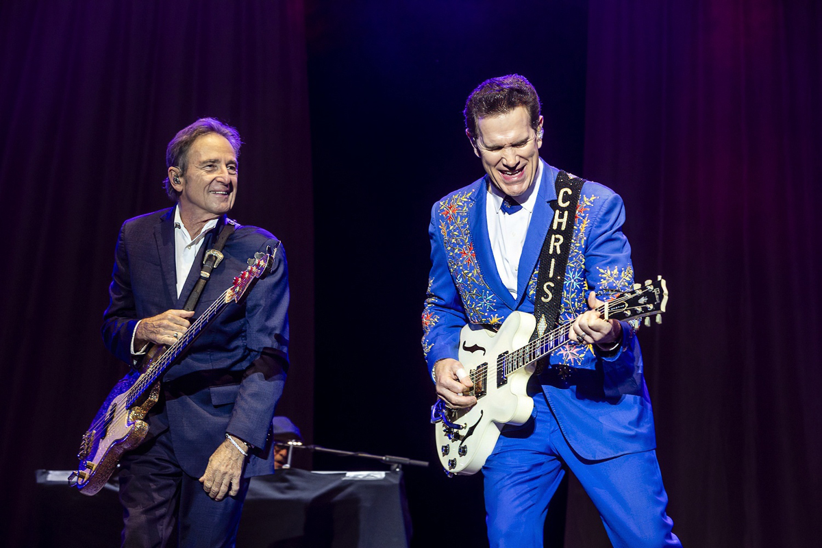 Chris Isaak @ Lokerse Feesten, foto 7, foto's door Edwin Houdevelt - FrontView Magazine