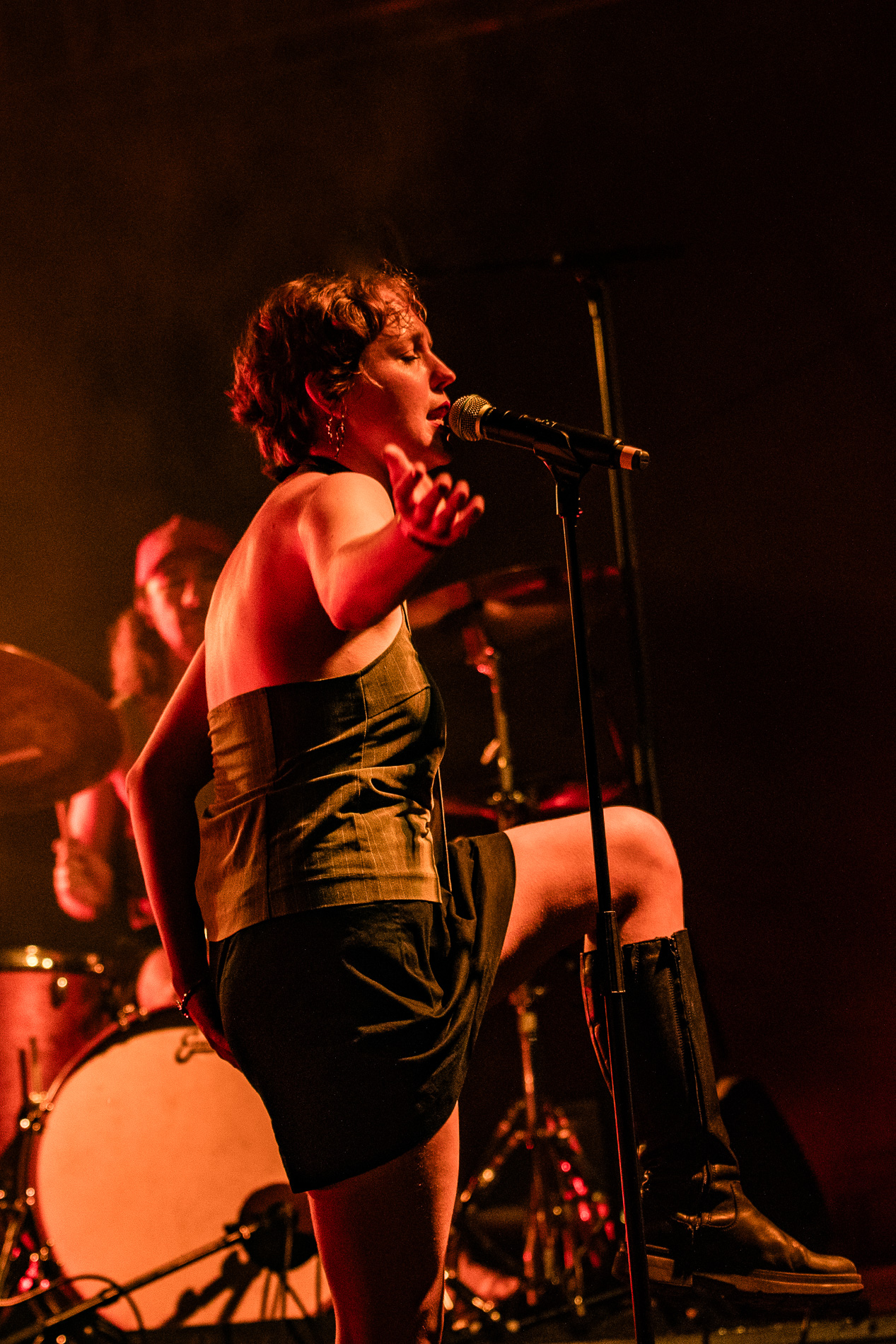Kaat Van Stralen @ Beleuvenissen, picture 11, photographed by Jürgen Bruynooghe - FrontView Magazine