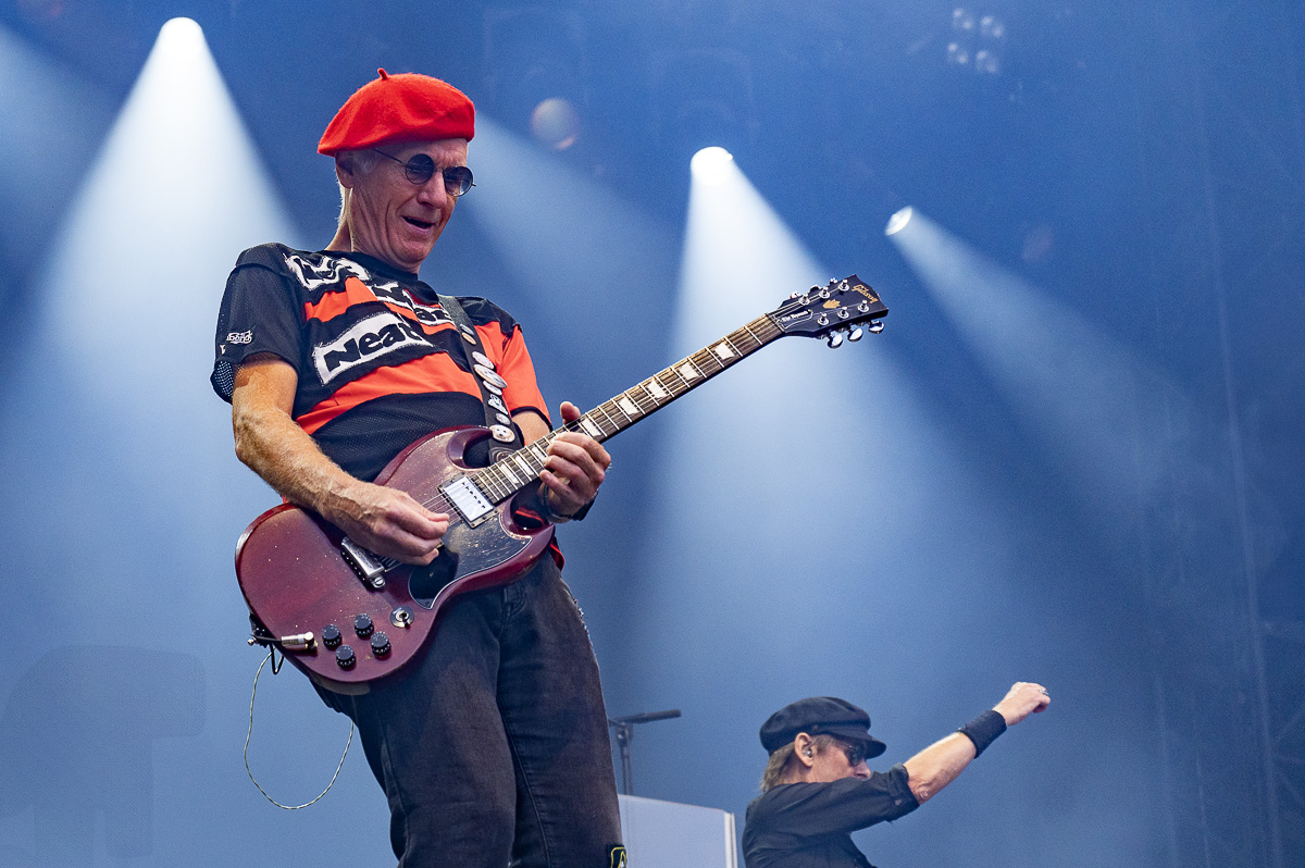 The Damned @ Lokerse Feesten, picture 8, photographed by Luc Klinckaert - FrontView Magazine