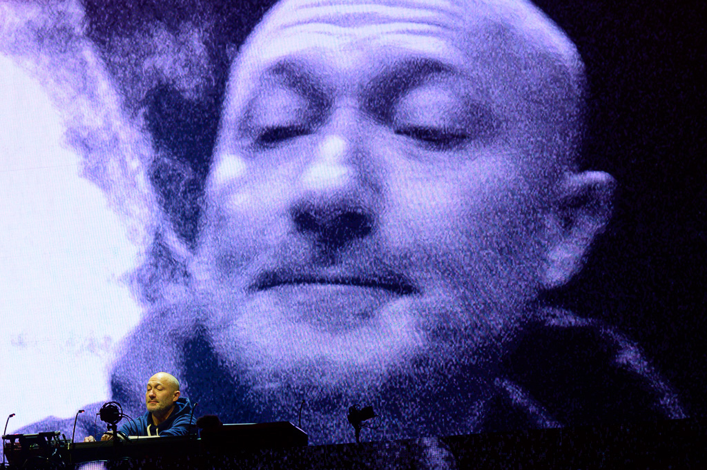 Paul Kalkbrenner @ Lokerse Feesten, picture 6, photographed by Gert Daemen - FrontView Magazine
