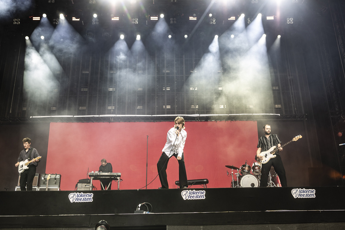 Whispering Sons @ Lokerse Feesten 2024, picture 2, photographed by Edwin Houdevelt - FrontView Magazine