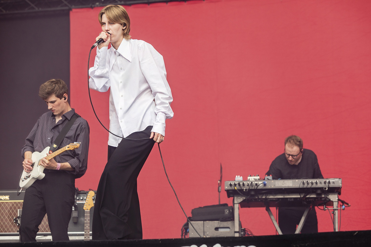Whispering Sons @ Lokerse Feesten 2024, picture 20, photographed by Edwin Houdevelt - FrontView Magazine