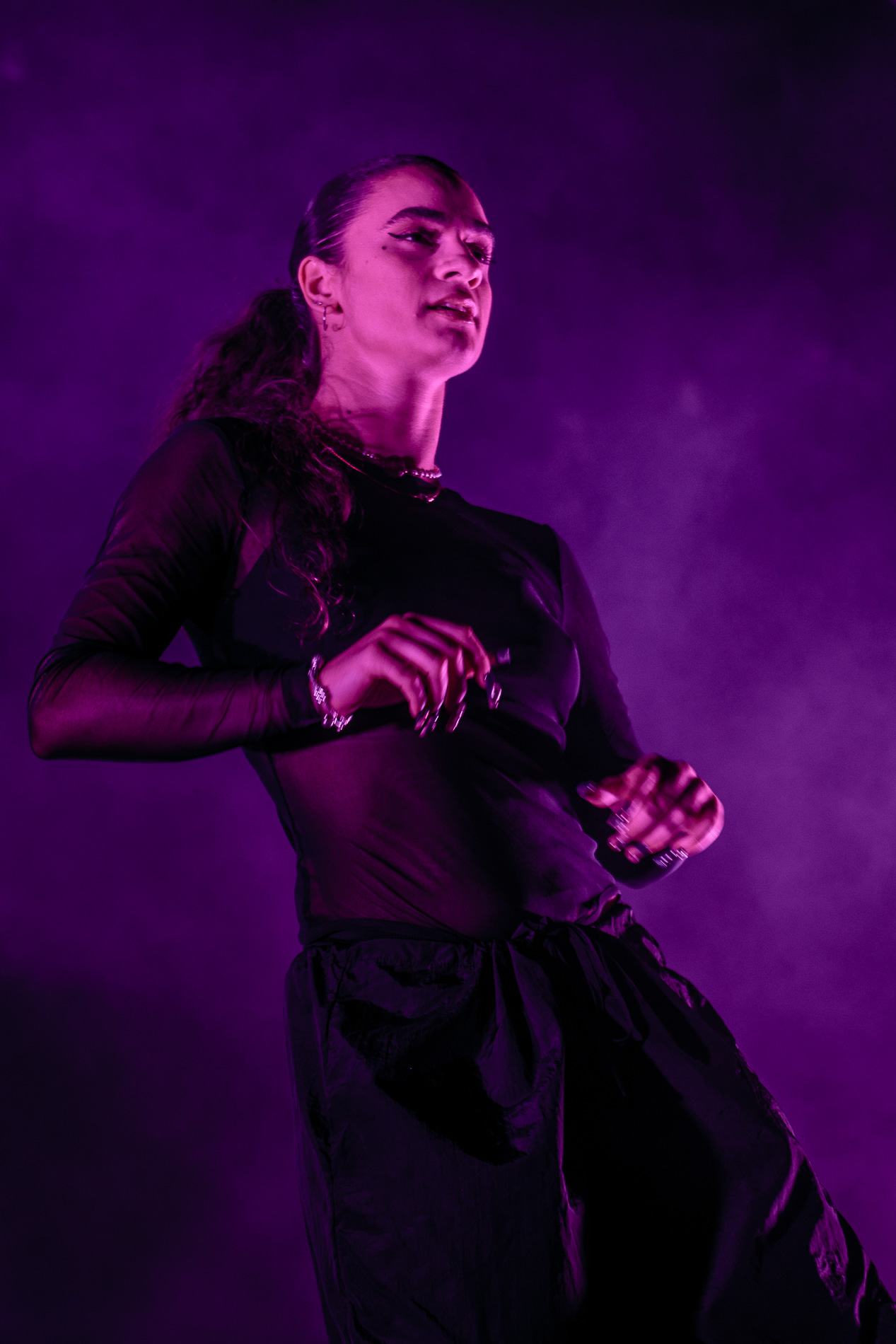 Laura Tesoro @ Beleuvenissen, picture 6, photographed by Jürgen Bruynooghe - FrontView Magazine