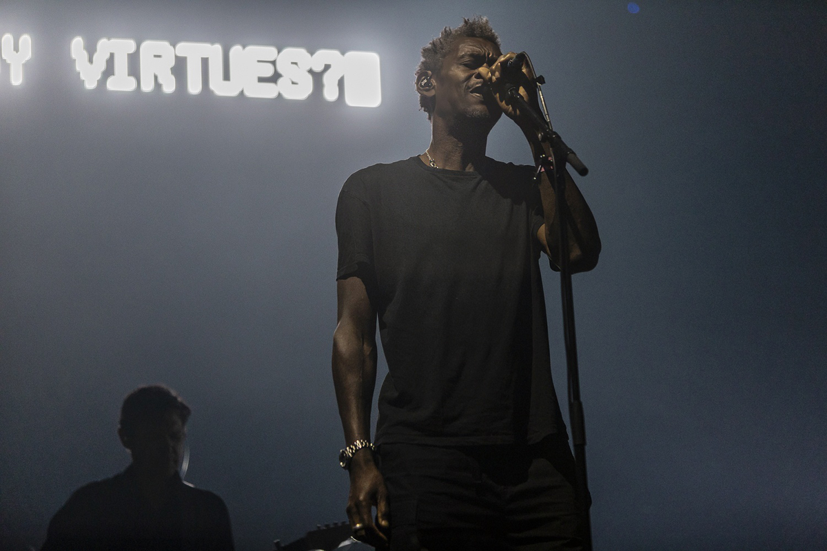 Massive Attack @ Lokerse Feesten, picture 15, photographed by Edwin Houdevelt - FrontView Magazine