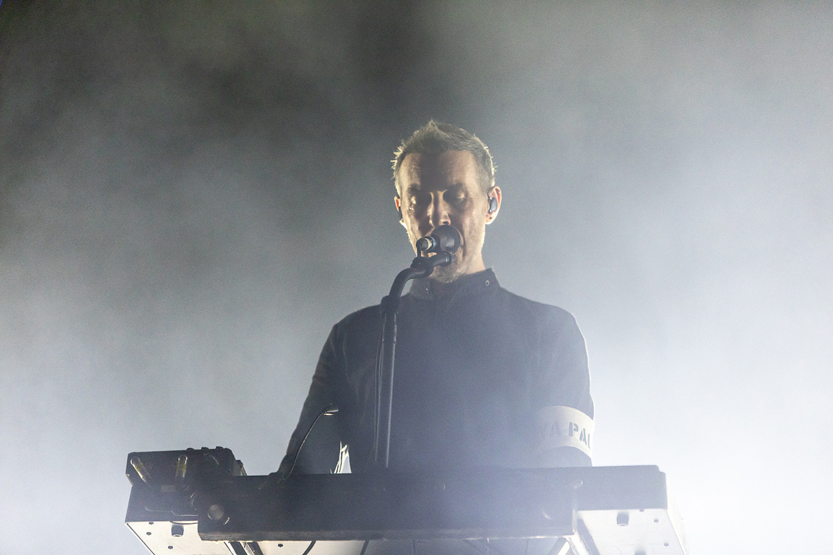 Massive Attack @ Lokerse Feesten, picture 27, photographed by Edwin Houdevelt - FrontView Magazine