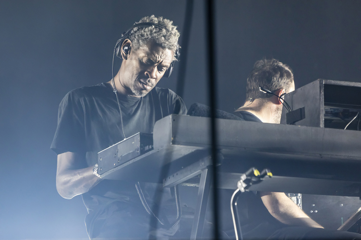 Massive Attack @ Lokerse Feesten, picture 29, photographed by Edwin Houdevelt - FrontView Magazine