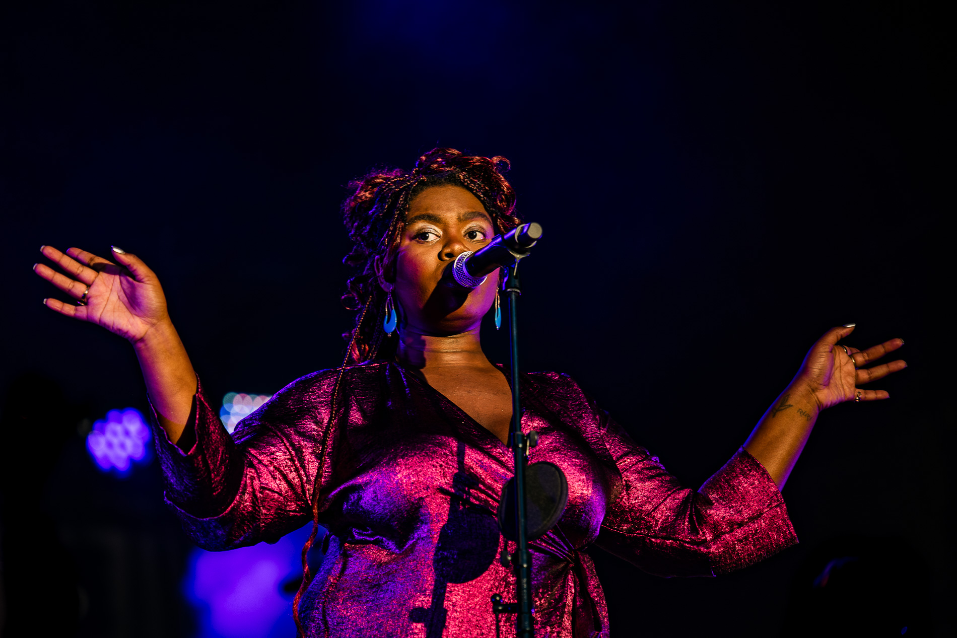 Oriana Ikomo @ Beleuvenissen, picture 18, photographed by Jürgen Bruynooghe - FrontView Magazine