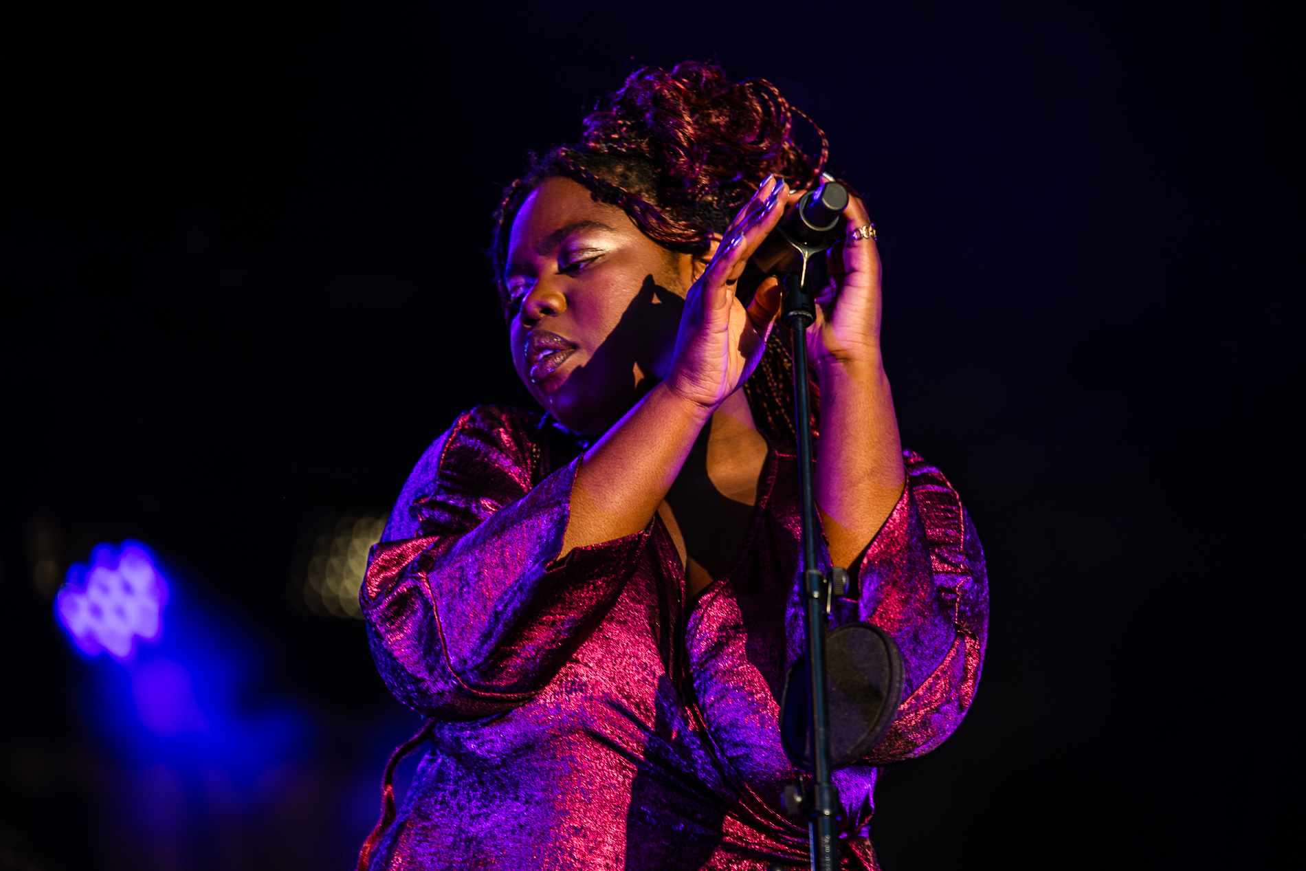Oriana Ikomo @ Beleuvenissen, picture 19, photographed by Jürgen Bruynooghe - FrontView Magazine