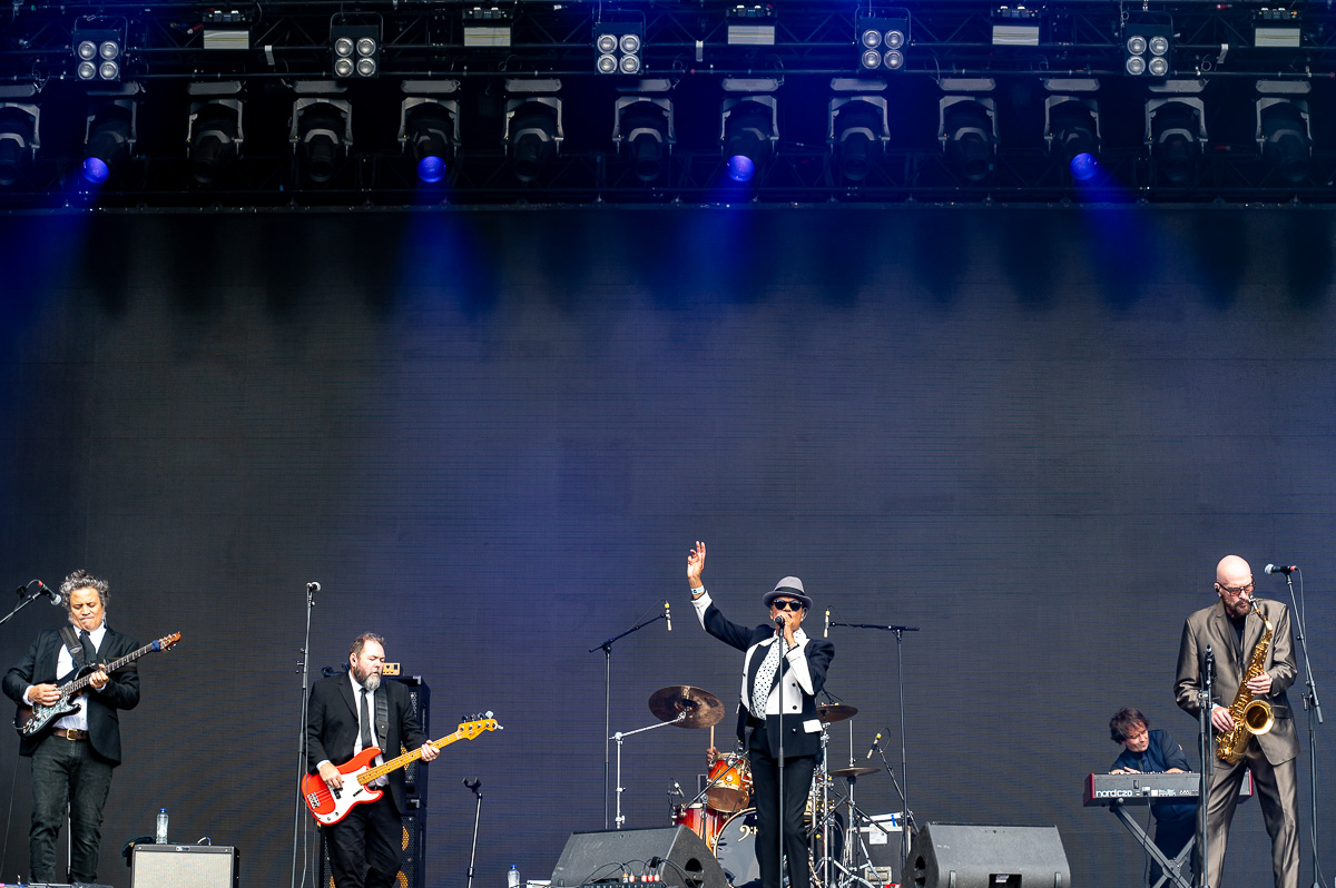 The Selector @ Lokerse Feesten, picture 2, photographed by Luc Klinckaert - FrontView Magazine