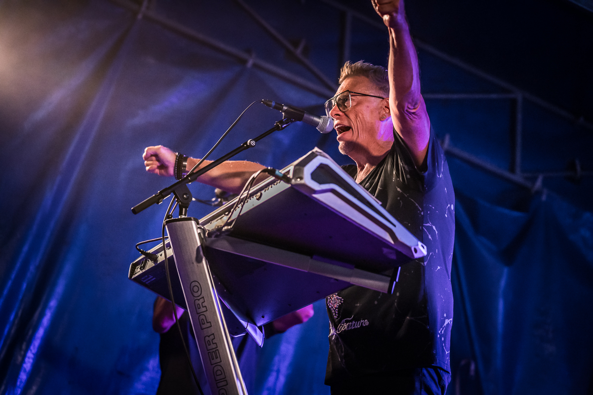 2 Fabiola & Pat Krimson @ Parkies Sint-Niklaas, picture 33, photographed by Danny Wagemans - FrontView Magazine