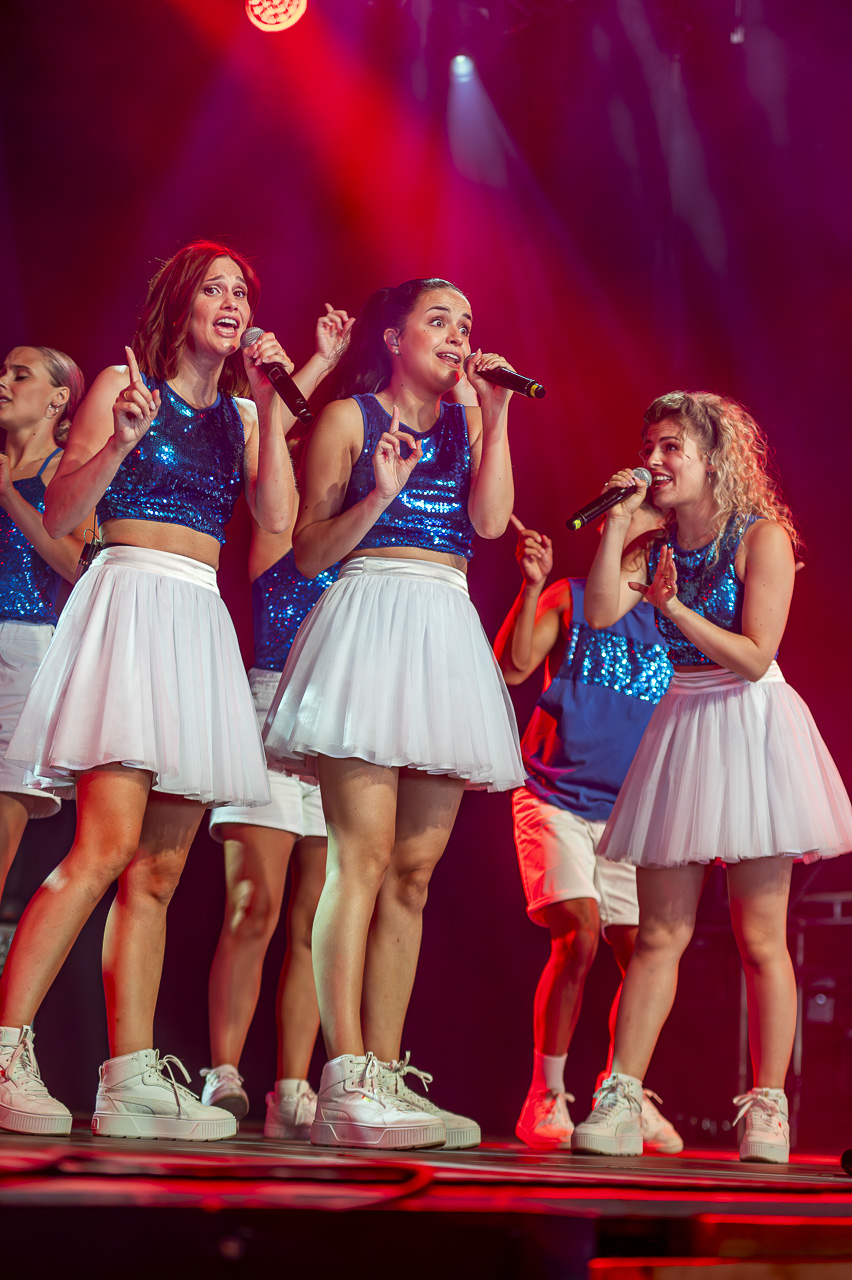 K3 @ Rijvers Festival 2024, picture 7, photographed by Dimitri Vanlommel - FrontView Magazine