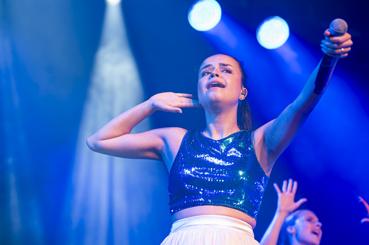 K3 @ Rijvers Festival 2024, picture 14, photographed by Dimitri Vanlommel - FrontView Magazine