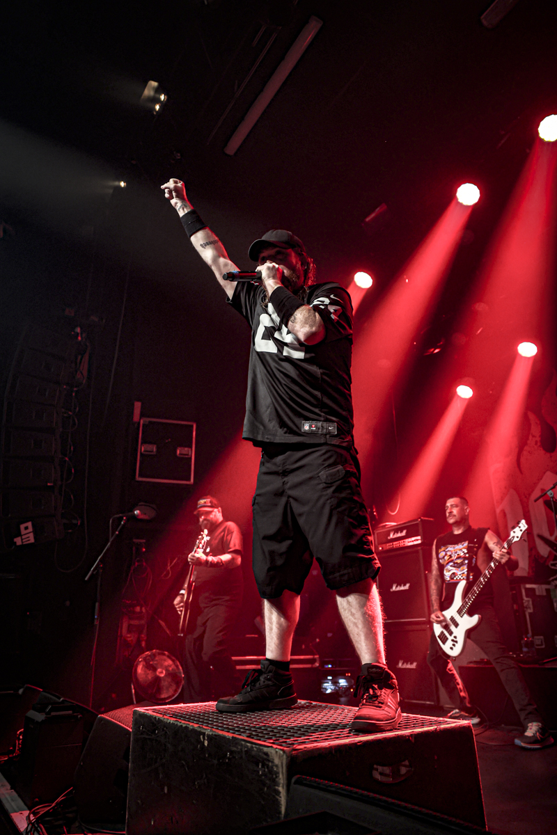 Hatebreed @ 013 Tilburg, foto 1, foto's door Peter Casie - FrontView Magazine