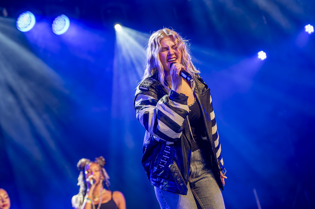 IIII @ Rijvers Festival 2024, picture 6, photographed by Dimitri Vanlommel - FrontView Magazine