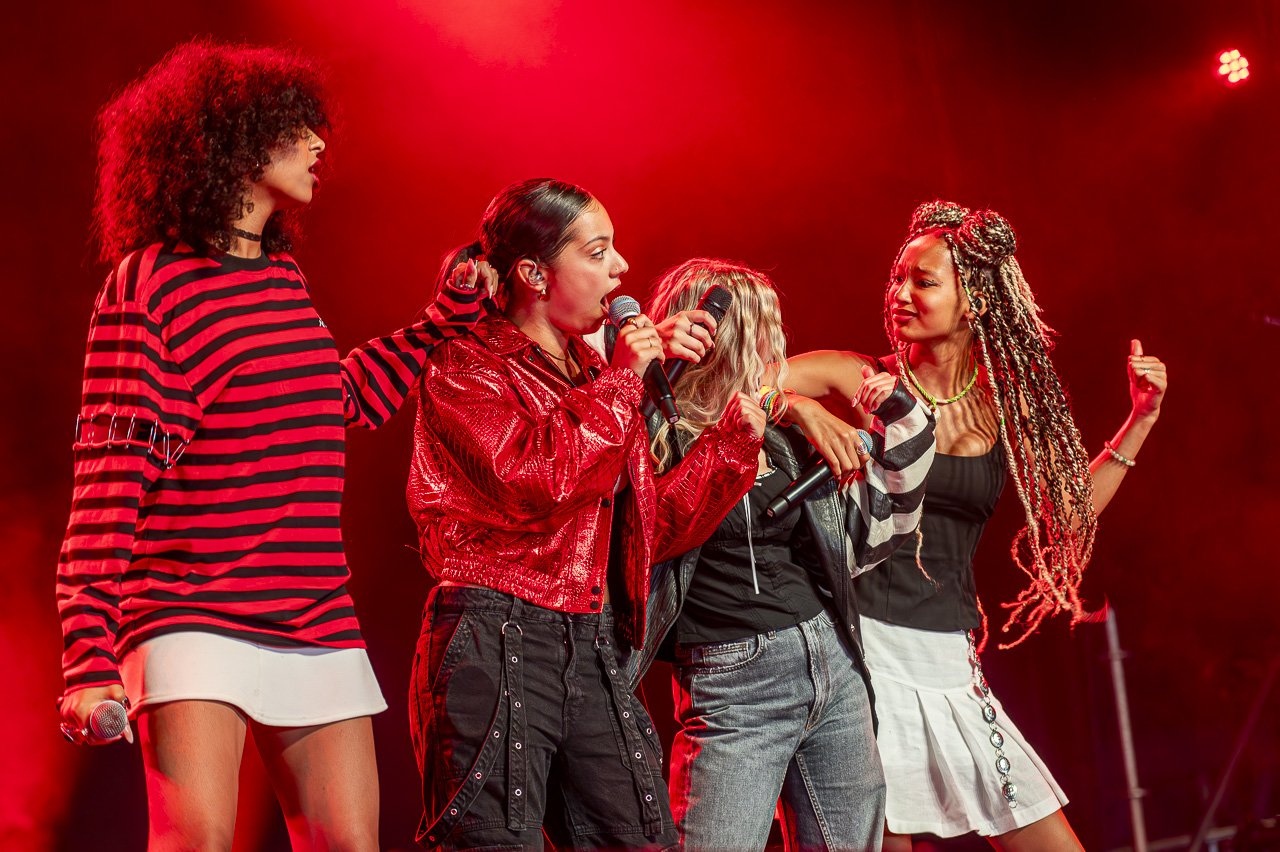 IIII @ Rijvers Festival 2024, picture 16, photographed by Dimitri Vanlommel - FrontView Magazine