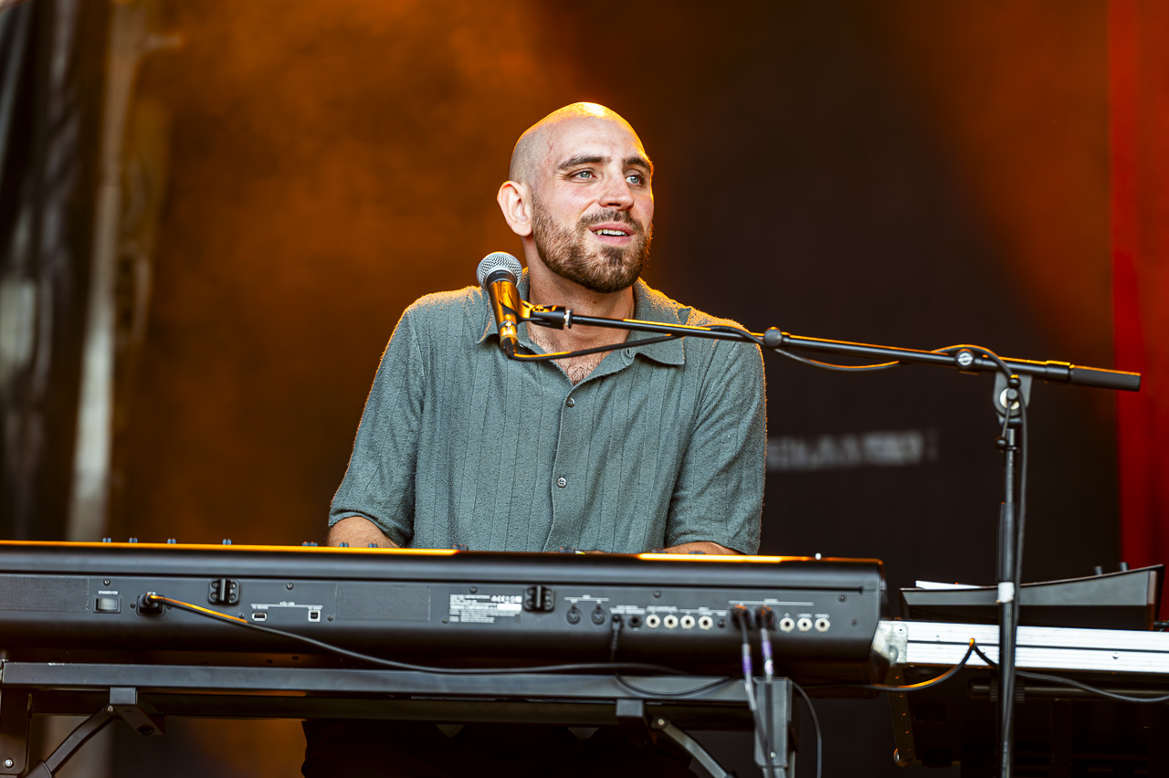 Mooneye @ Rijvers Festival 2024, picture 13, photographed by Dimitri Vanlommel - FrontView Magazine