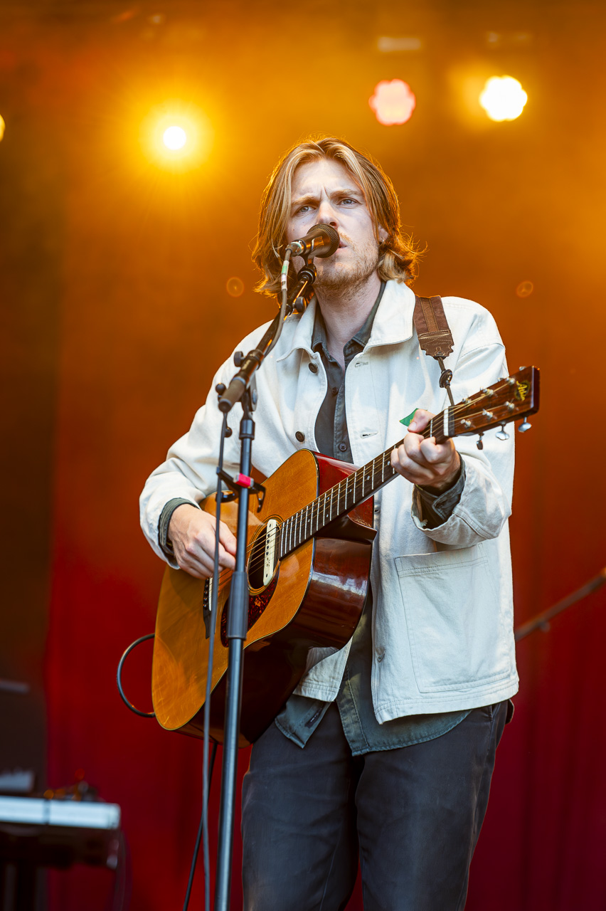 Mooneye @ Rijvers Festival 2024, picture 15, photographed by Dimitri Vanlommel - FrontView Magazine