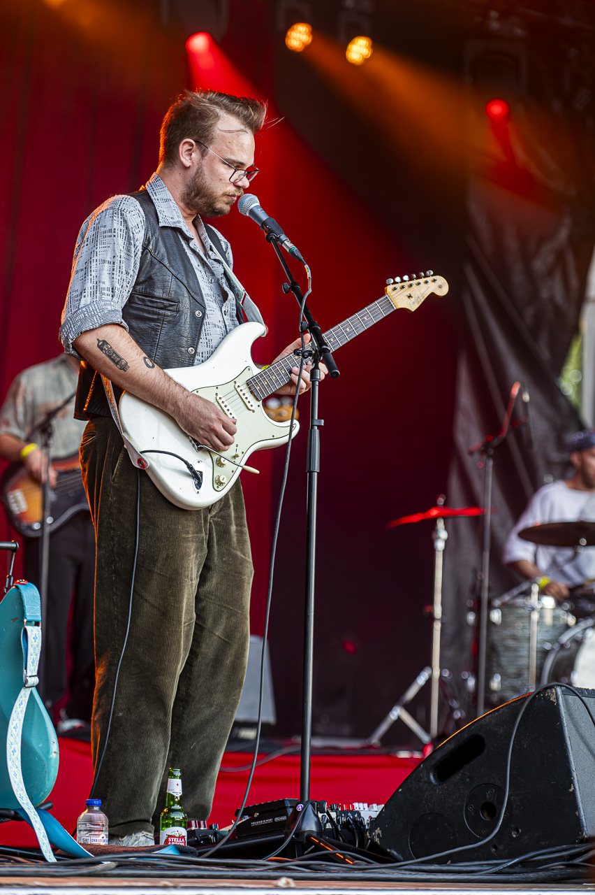 Mooneye @ Rijvers Festival 2024, picture 21, photographed by Dimitri Vanlommel - FrontView Magazine