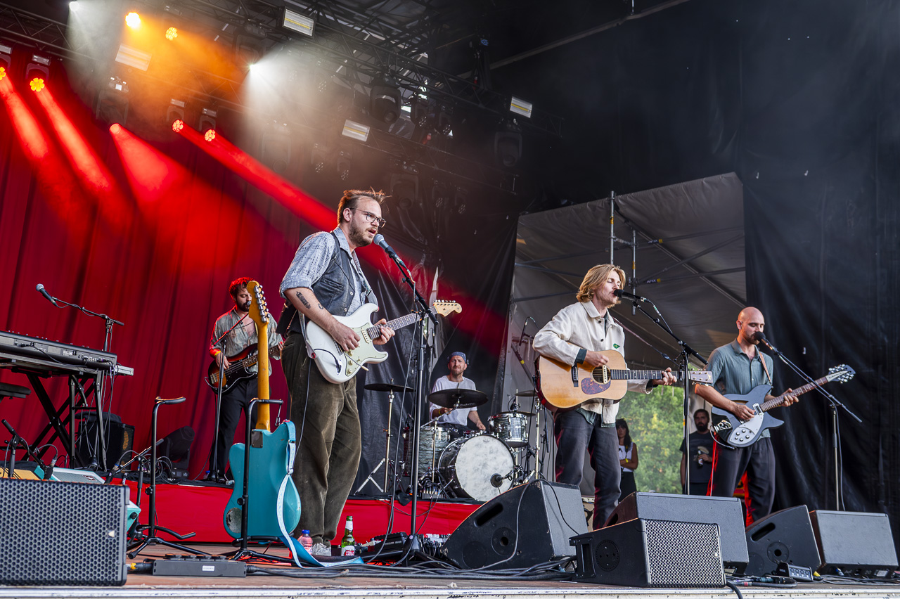 Mooneye @ Rijvers Festival 2024, picture 23, photographed by Dimitri Vanlommel - FrontView Magazine